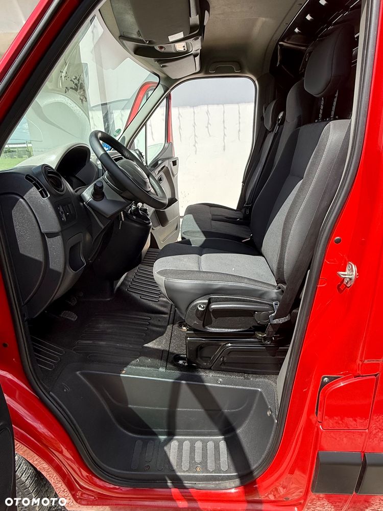 Renault Master - 18