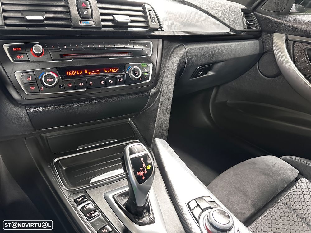 BMW 320 d Auto Pack M - 39