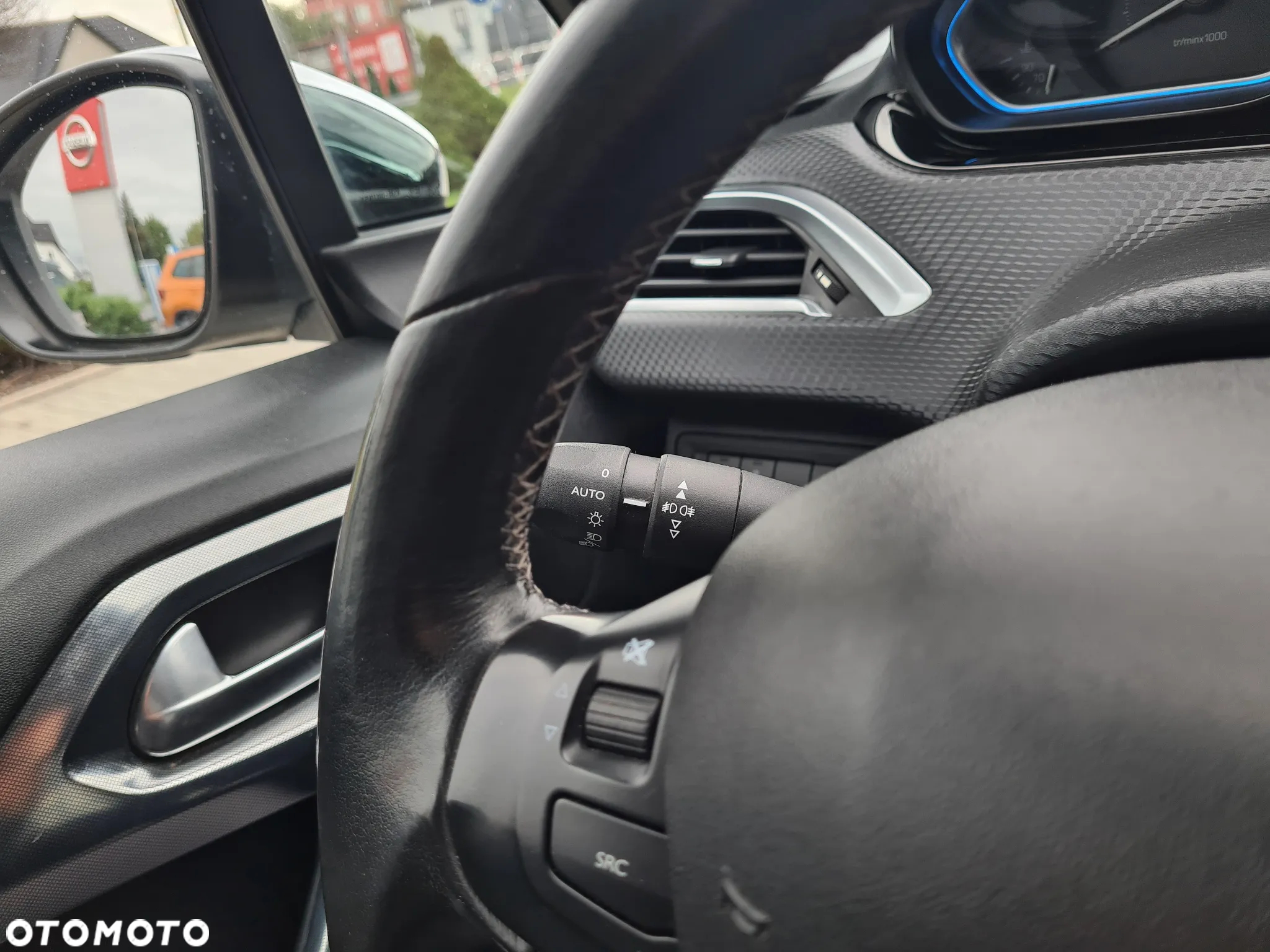Peugeot 2008 1.6 VTi Allure - 10