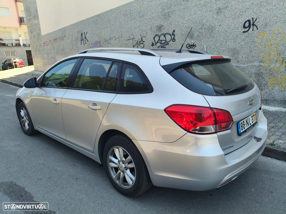 Chevrolet Cruze SW 1.7 VCDi LT - 6