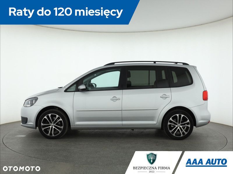 Volkswagen Touran - 4