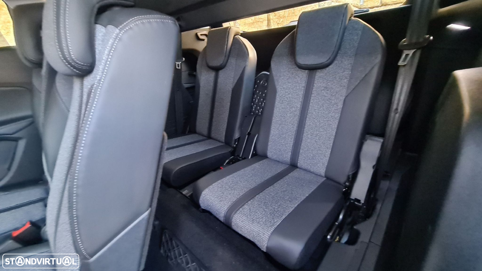 Peugeot 5008 1.6 BlueHDi Allure EAT6 - 49