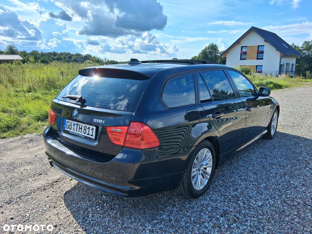 BMW Seria 3 318i Edition Lifestyle - 3