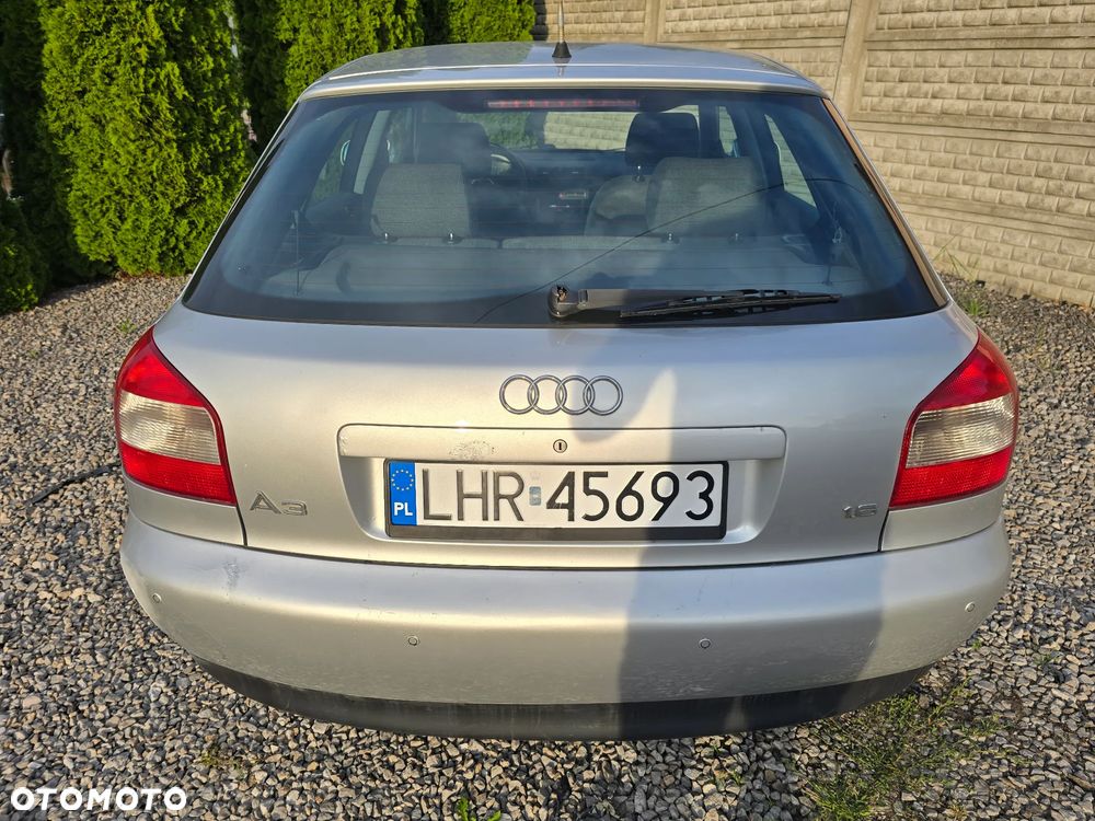 Audi A3 Sportback 1.6 Ambiente - 16