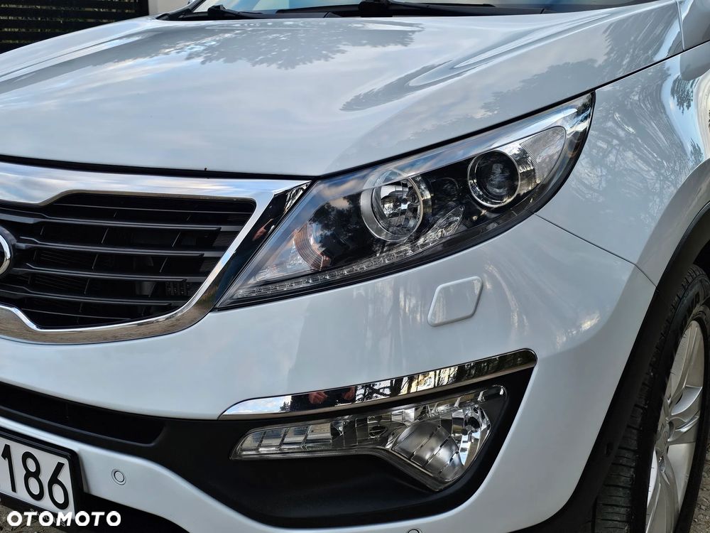 Kia Sportage 2,0 CRDI AWD Dream-Team Edition - 17