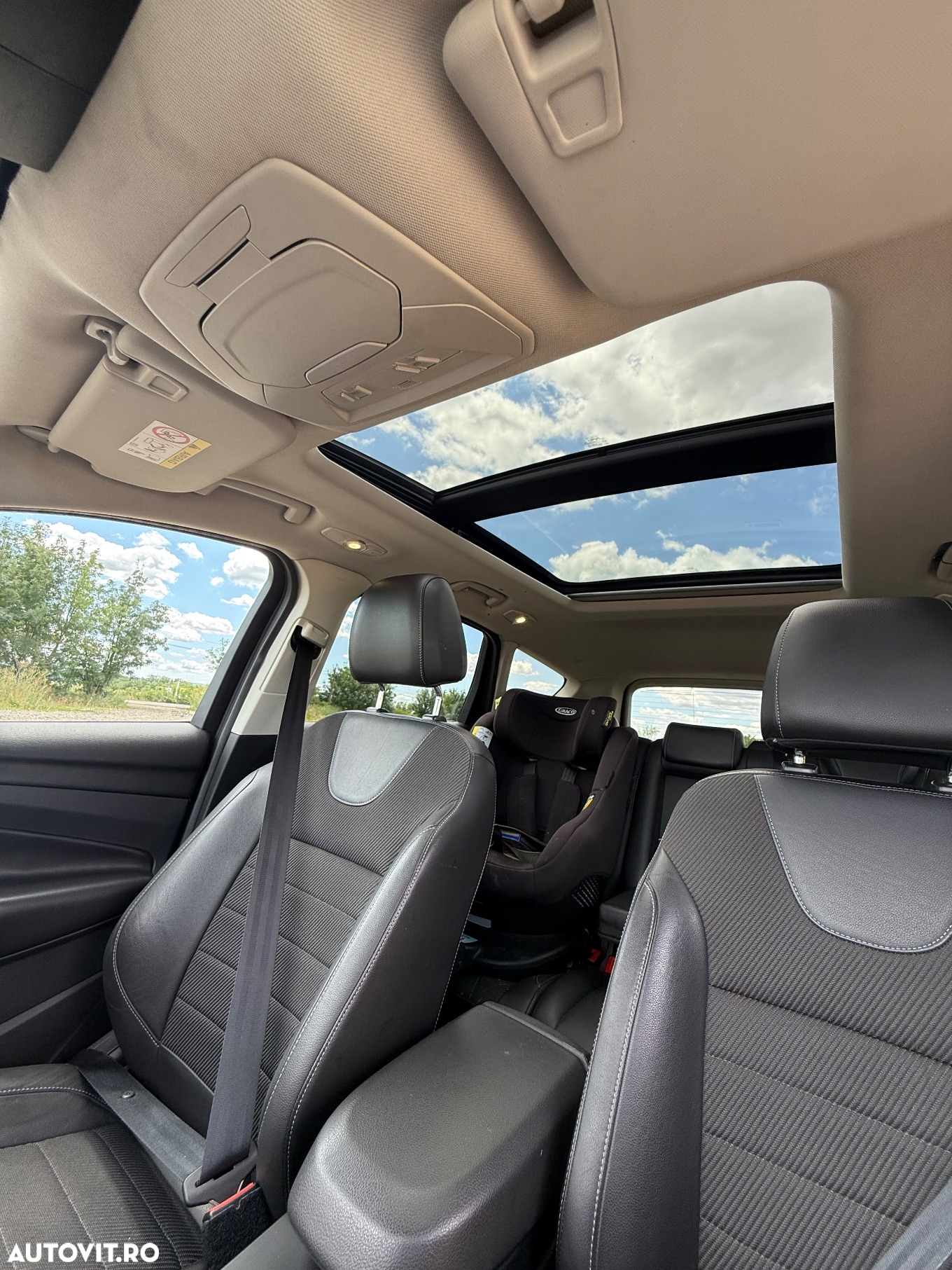 Ford Kuga 2.0 TDCi 4WD Powershift Titanium - 23