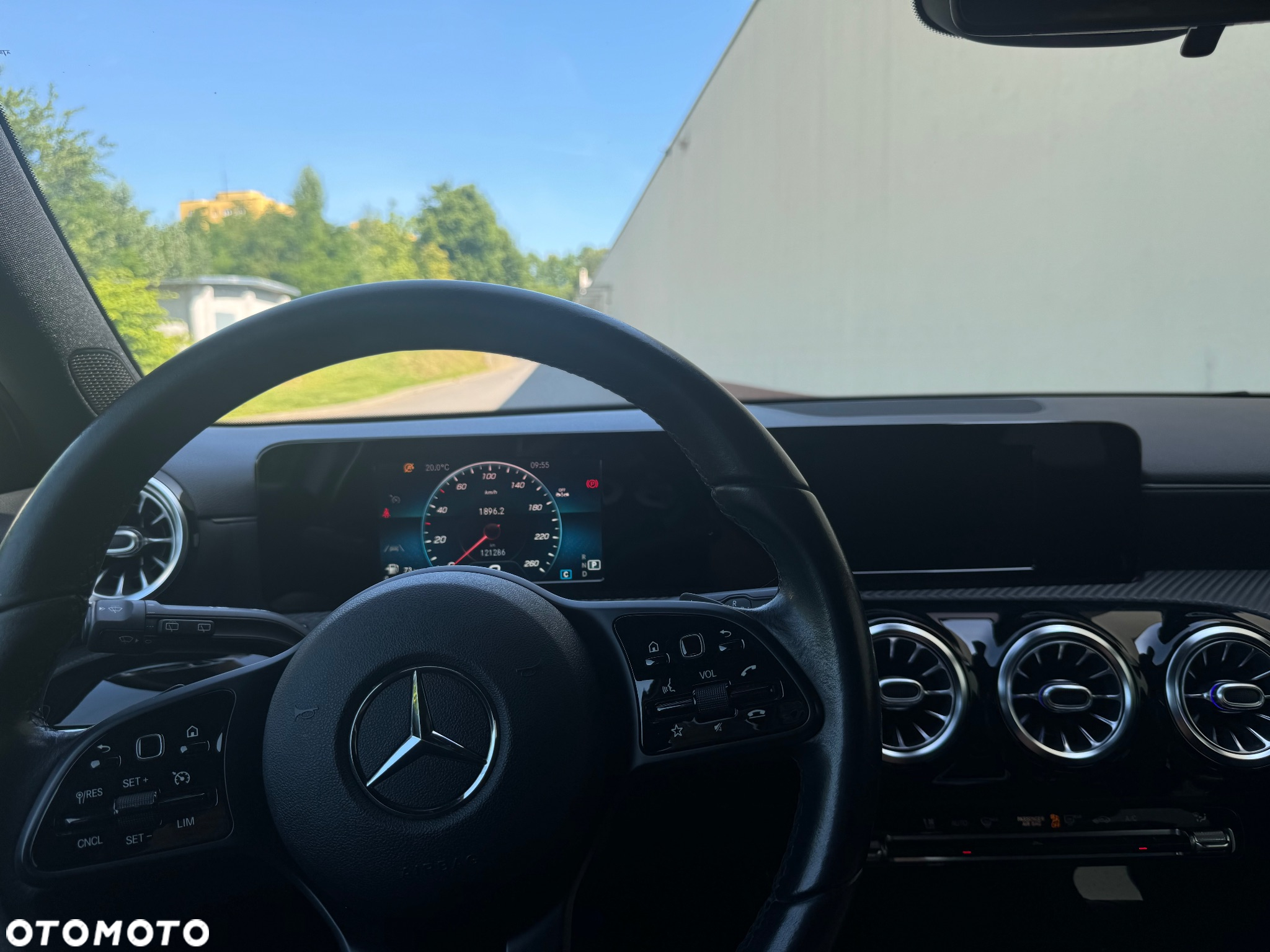 Mercedes-Benz Klasa A 180 Style 7G-DCT - 27