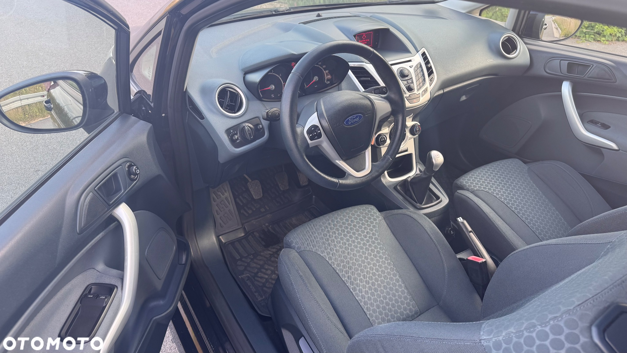 Ford Fiesta 1.6 Sport - 9
