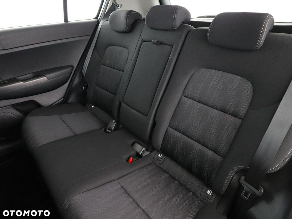 Kia Sportage 1.6 GDI Business Line 2WD - 17