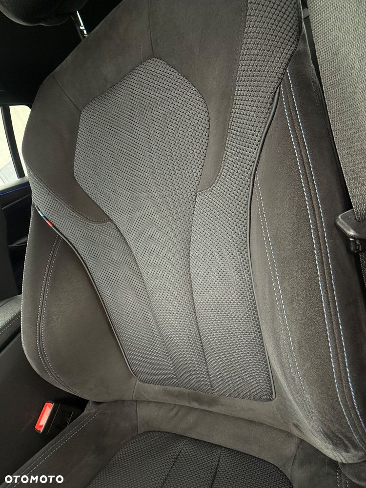 BMW Seria 5 520d Touring M Sport Edition - 26
