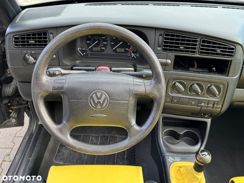 Volkswagen Golf - 13