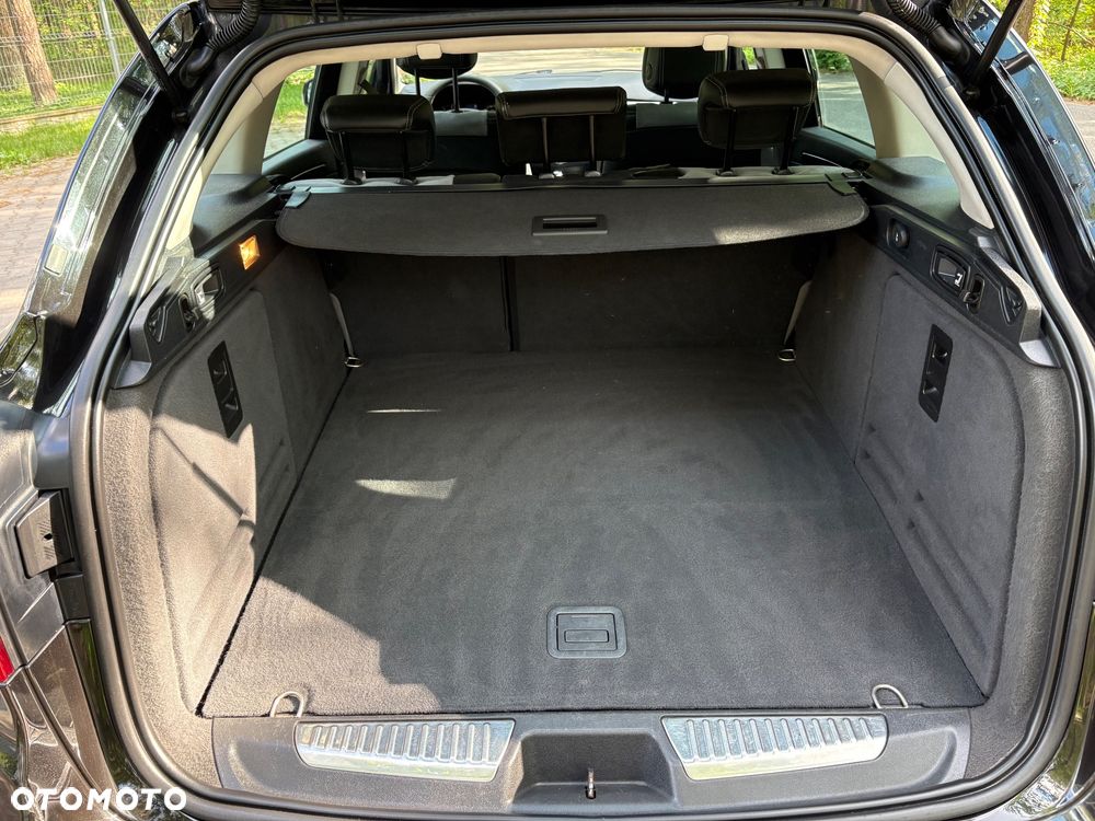Renault Laguna 2.0 dCi Black Edition - 10