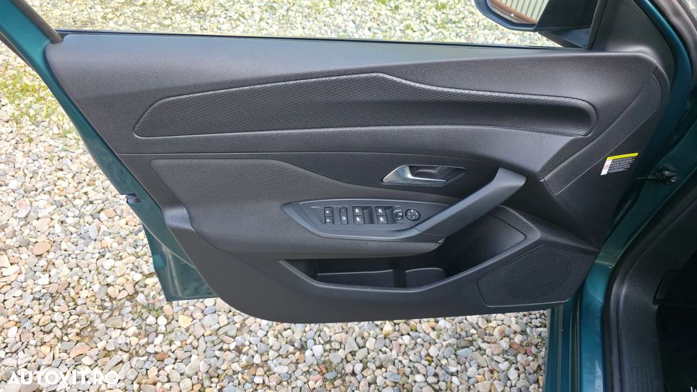 Peugeot 308 PureTech 130 EAT8 Allure Pack - 18