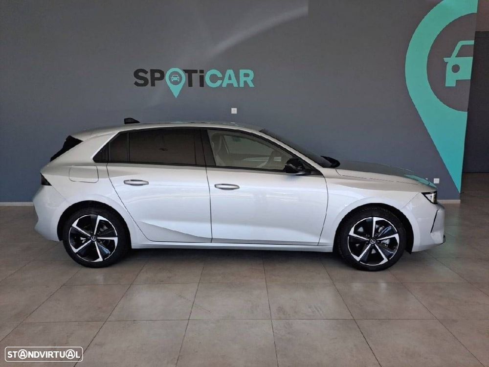 Opel Astra 1.2 T Hybrid Edition eDCT - 4