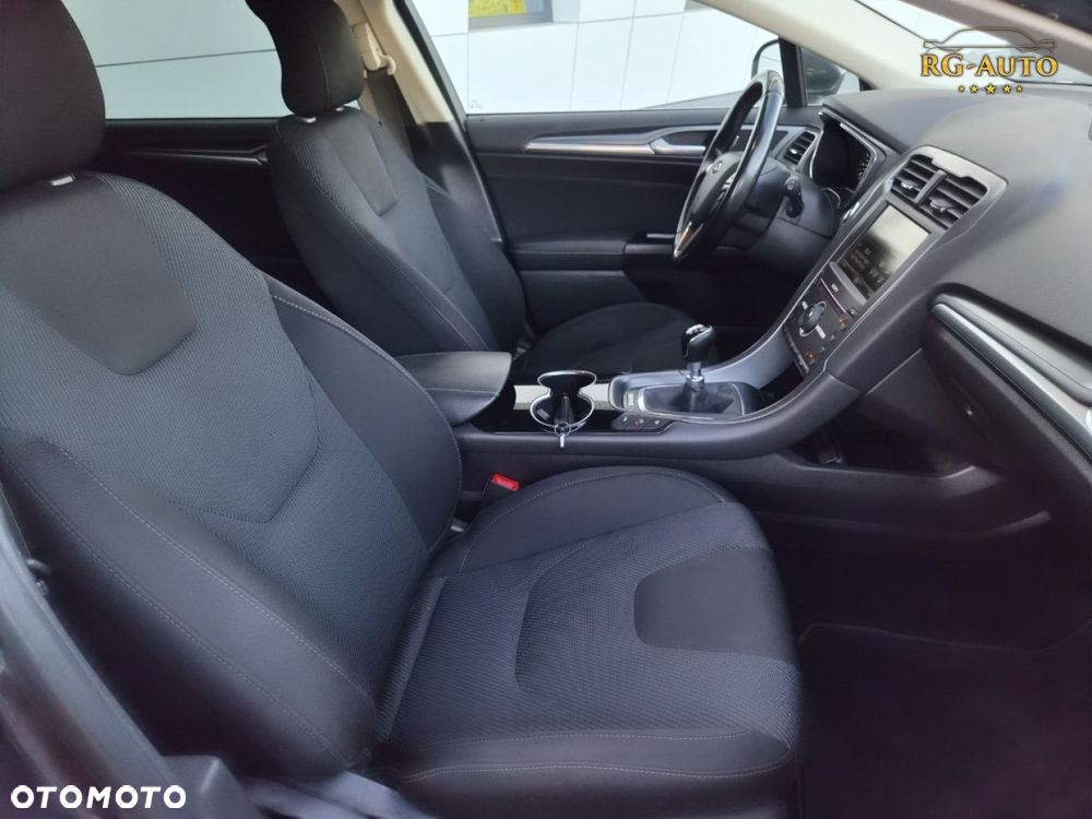 Ford Mondeo - 24