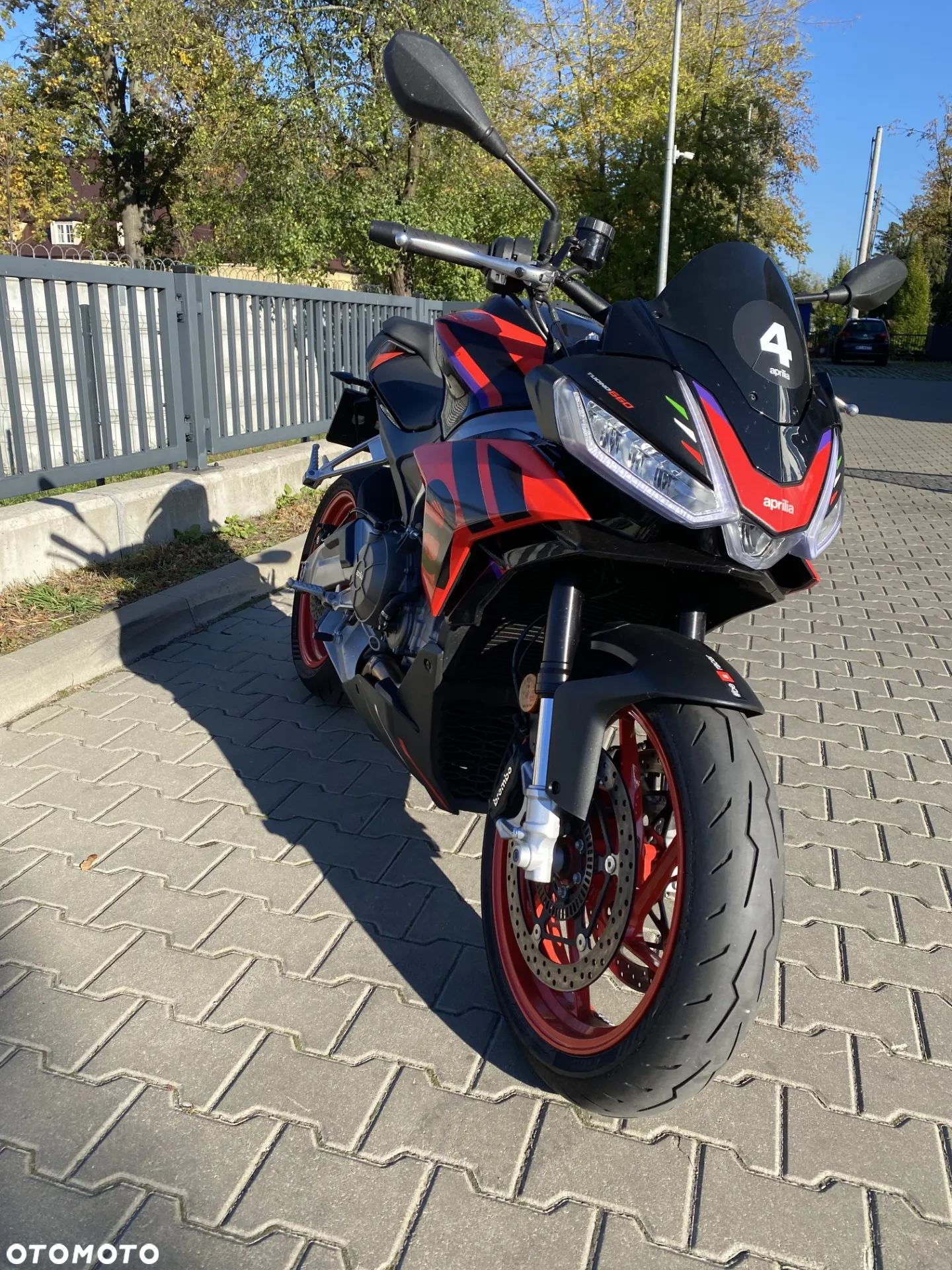 Aprilia Tuono - 7