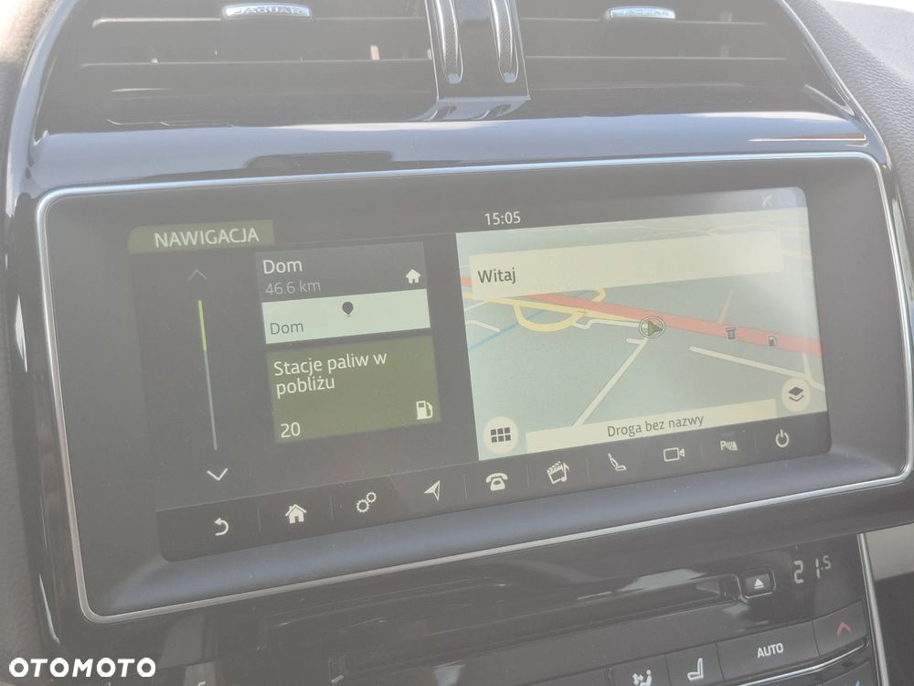 Jaguar XE 2.0 T Pure - 19