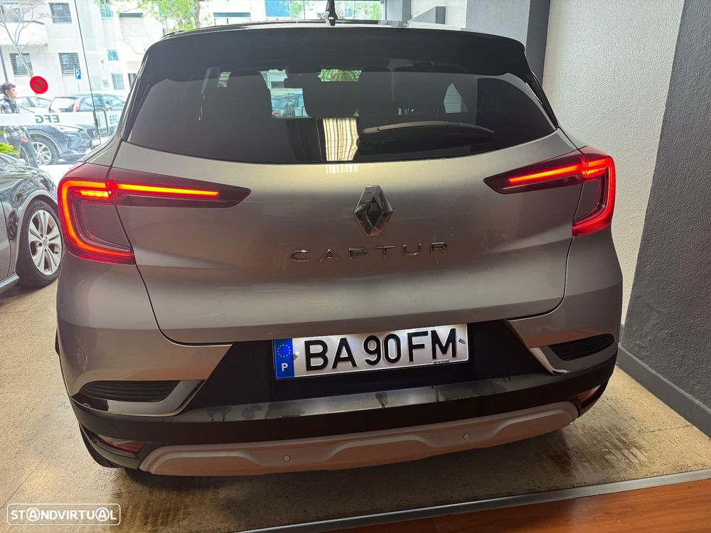 Renault Captur TCe 90 TECHNO - 4