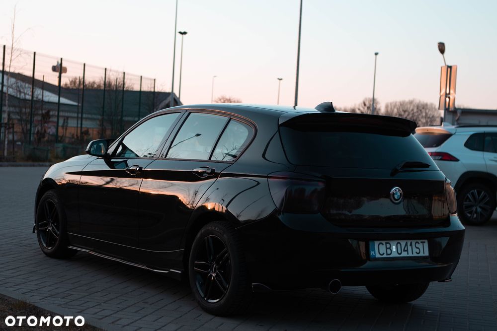 BMW Seria 1 116i - 13