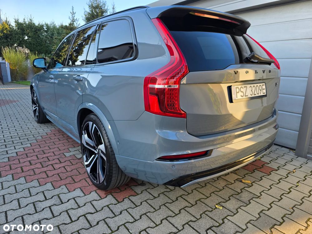 Volvo XC 90 T8 AWD Plug-In Hybrid Ultimate Dark 7os - 6