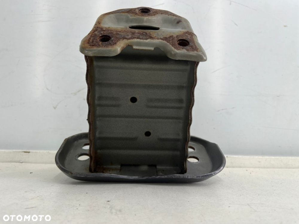 Belka zderzaka Toyota Verso-S Subaru Trezia przednie lewe wzmocnienie belki strefa zgniotu 10-17r. - 8