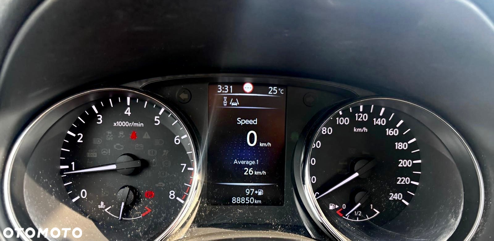 Nissan Qashqai - 8