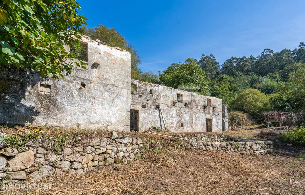 Moradia para Restaurar T0 Venda em Vade,Vila Verde - Grande imagem: 5/25