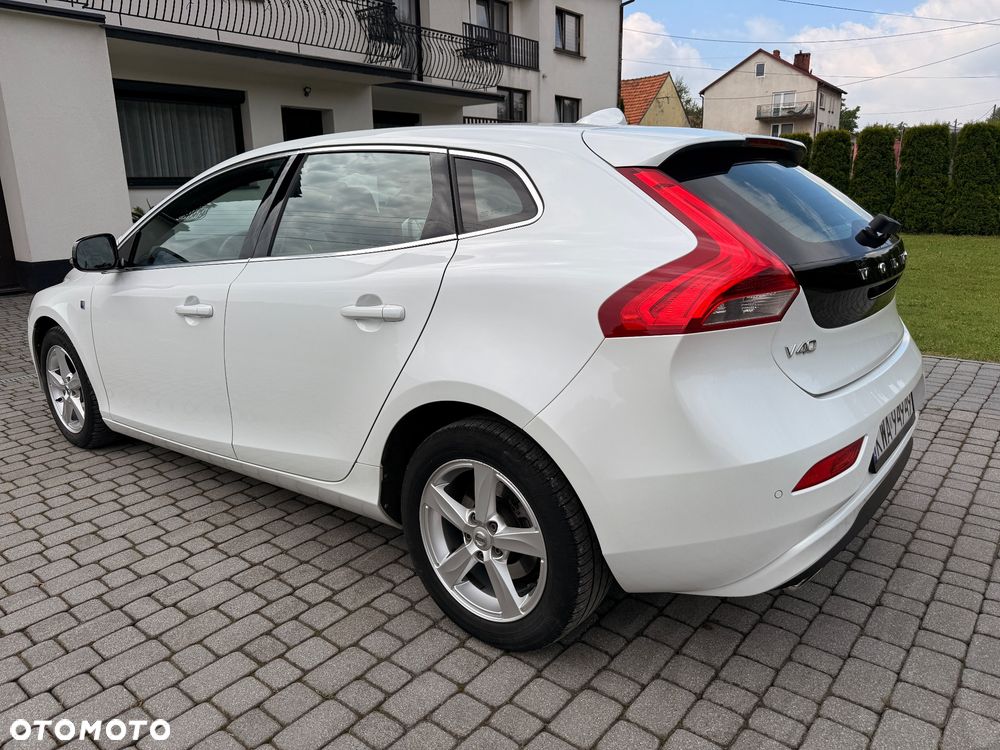Volvo V40 D2 Ocean Race - 4