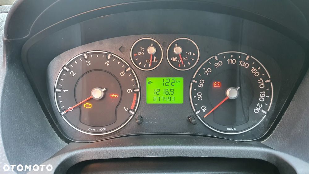 Ford Fiesta 1.3 Ambiente - 11