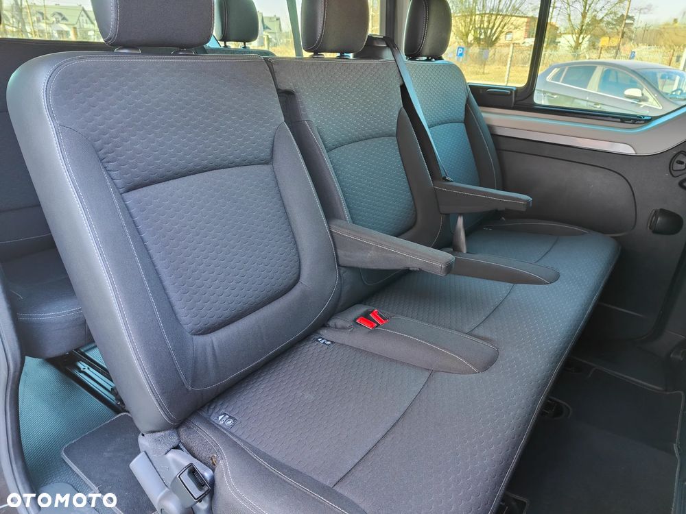 Opel Vivaro - 21