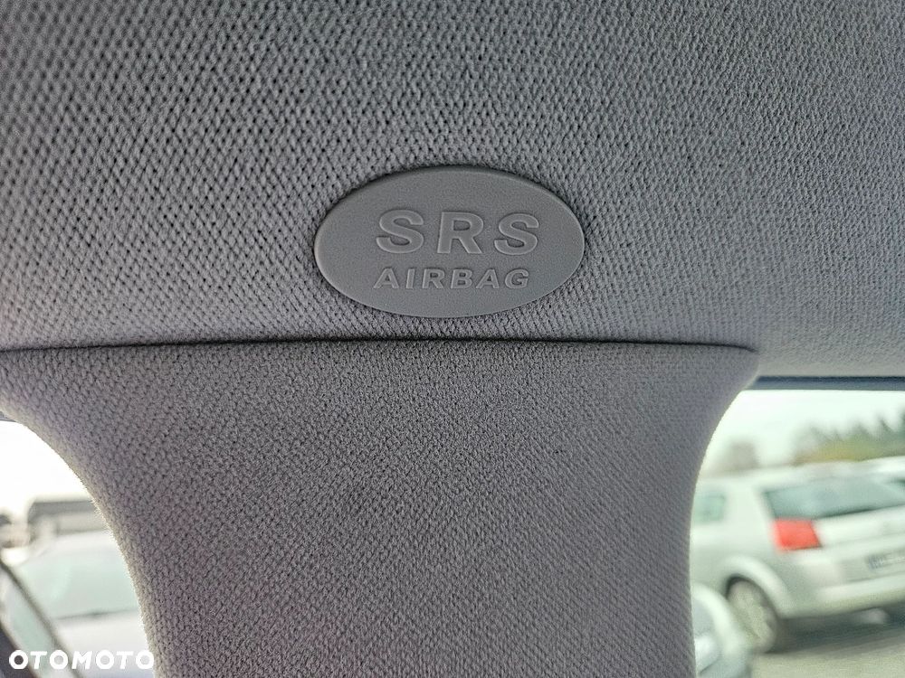 Mercedes-Benz Klasa E 200 Kompressor Automatik Classic - 20