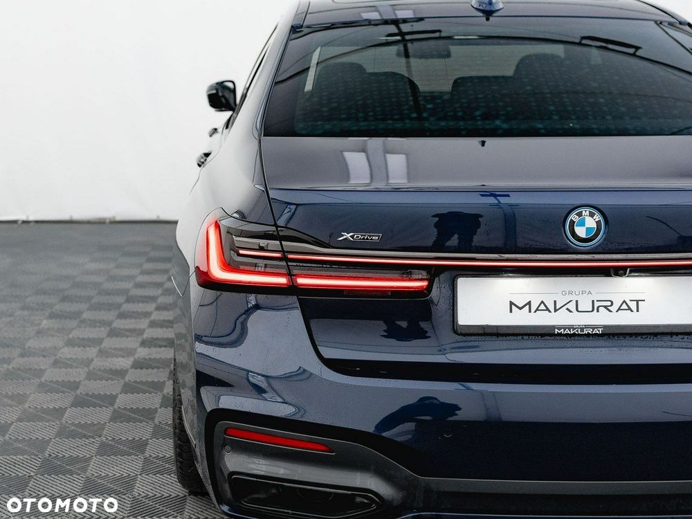 BMW Seria 7 - 12