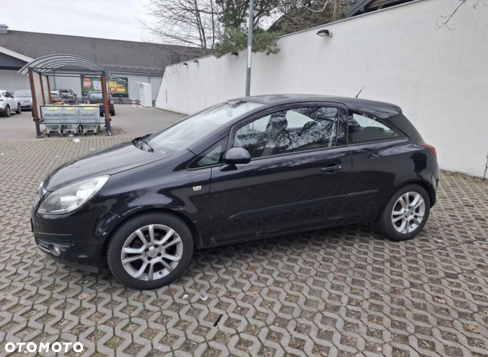 Opel Corsa 1.4 16V Sport - 2