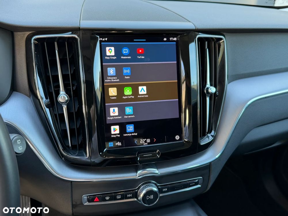 Volvo XC 60 B4 D AWD Core - 19