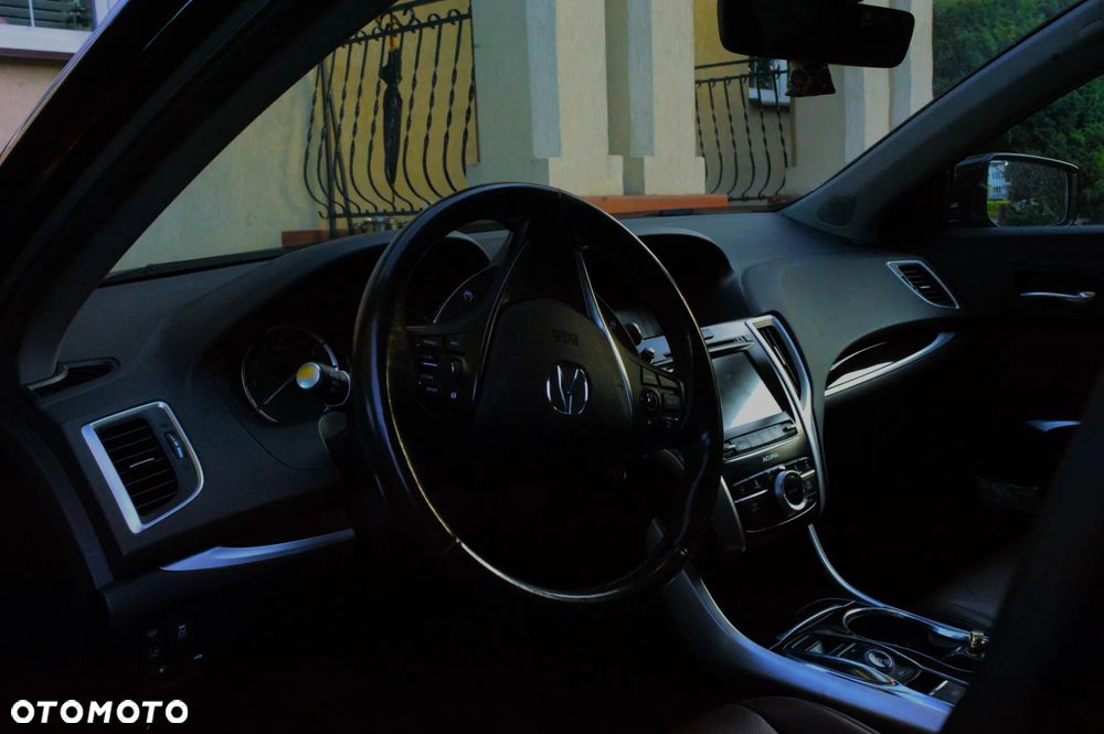 Acura TLX - 4
