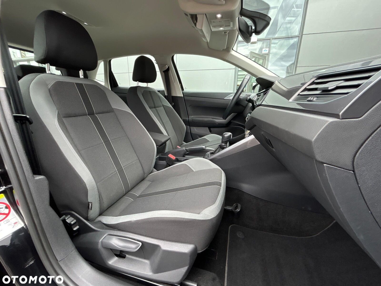 Volkswagen Polo 1.0 TSI Highline DSG - 18