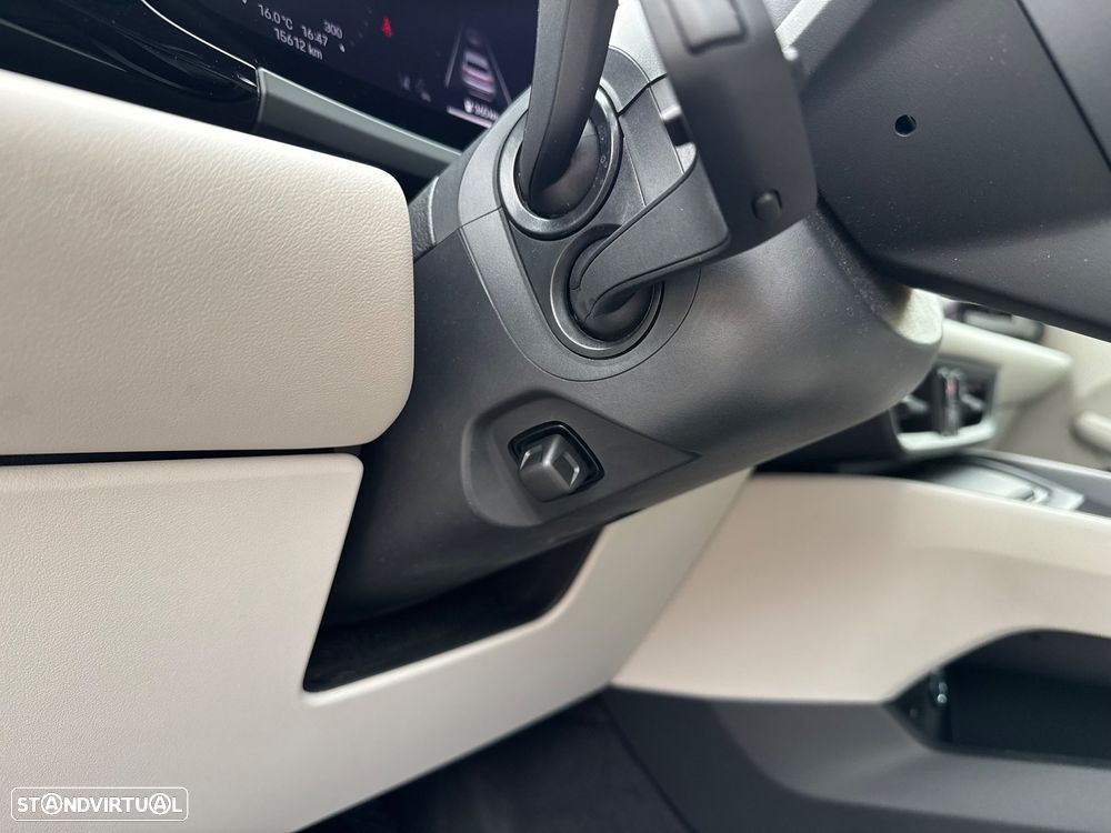 Porsche Macan Electric 4 - 42