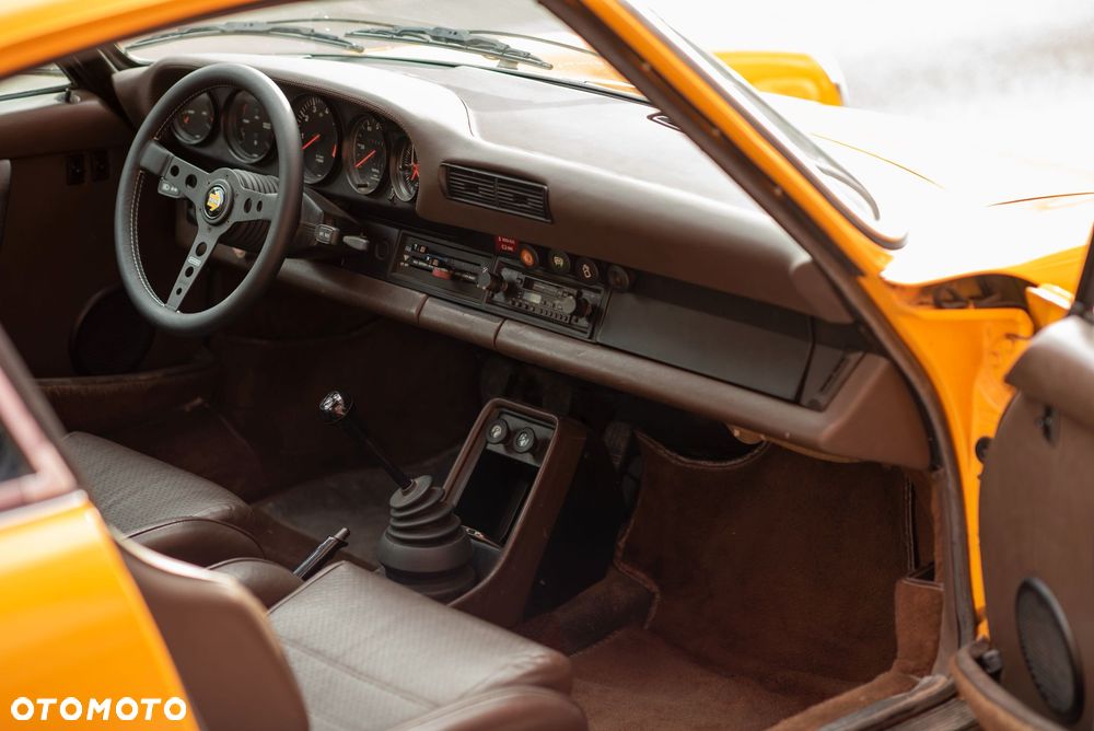 Porsche 911 - 10