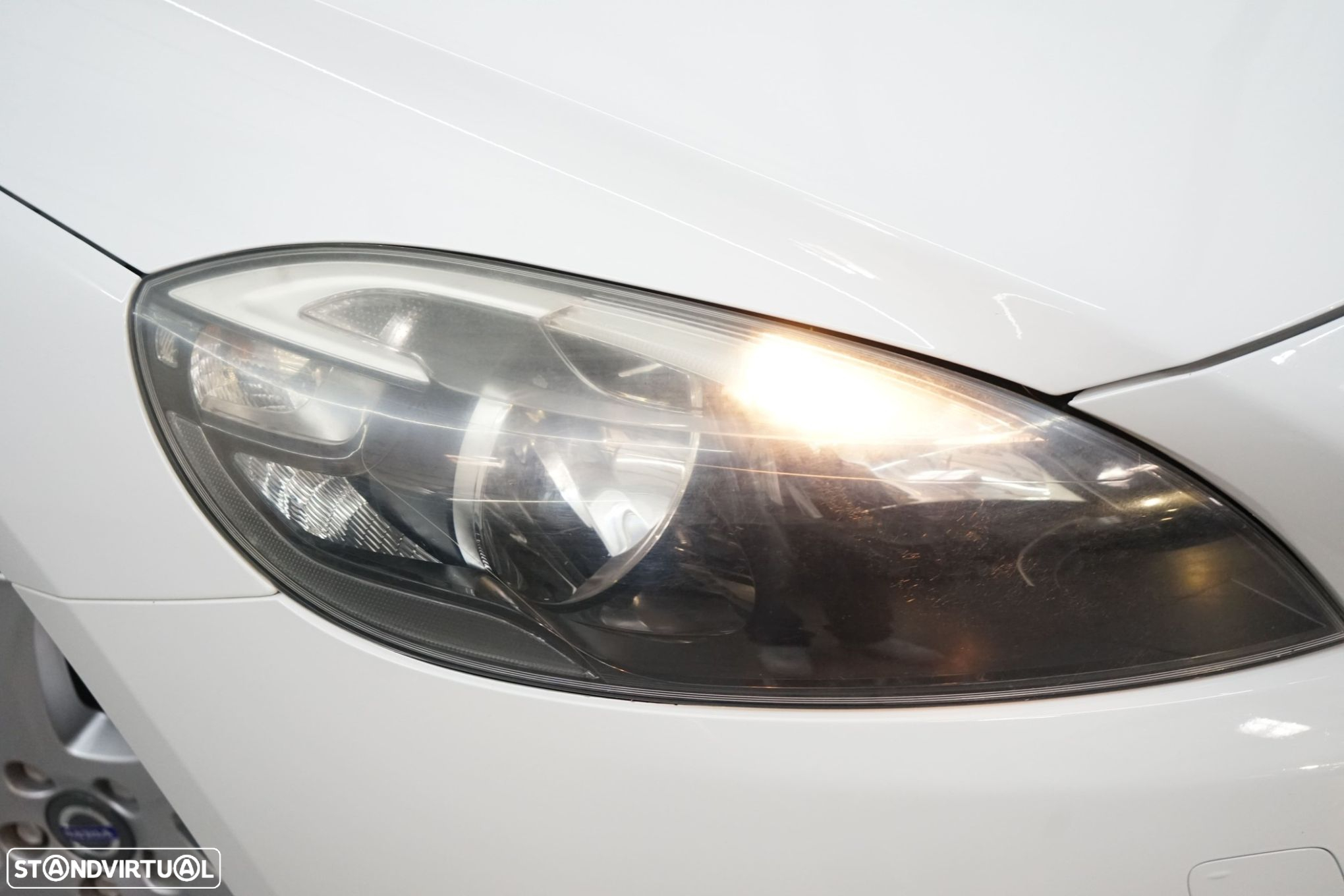 Volvo V40 Cross Country 1.6 D2 Summum - 13
