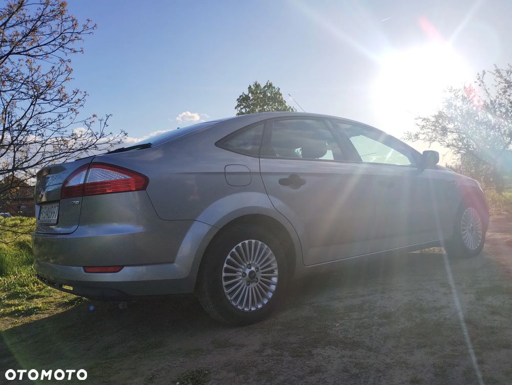 Ford Mondeo 1.8 TDCi Trend - 4