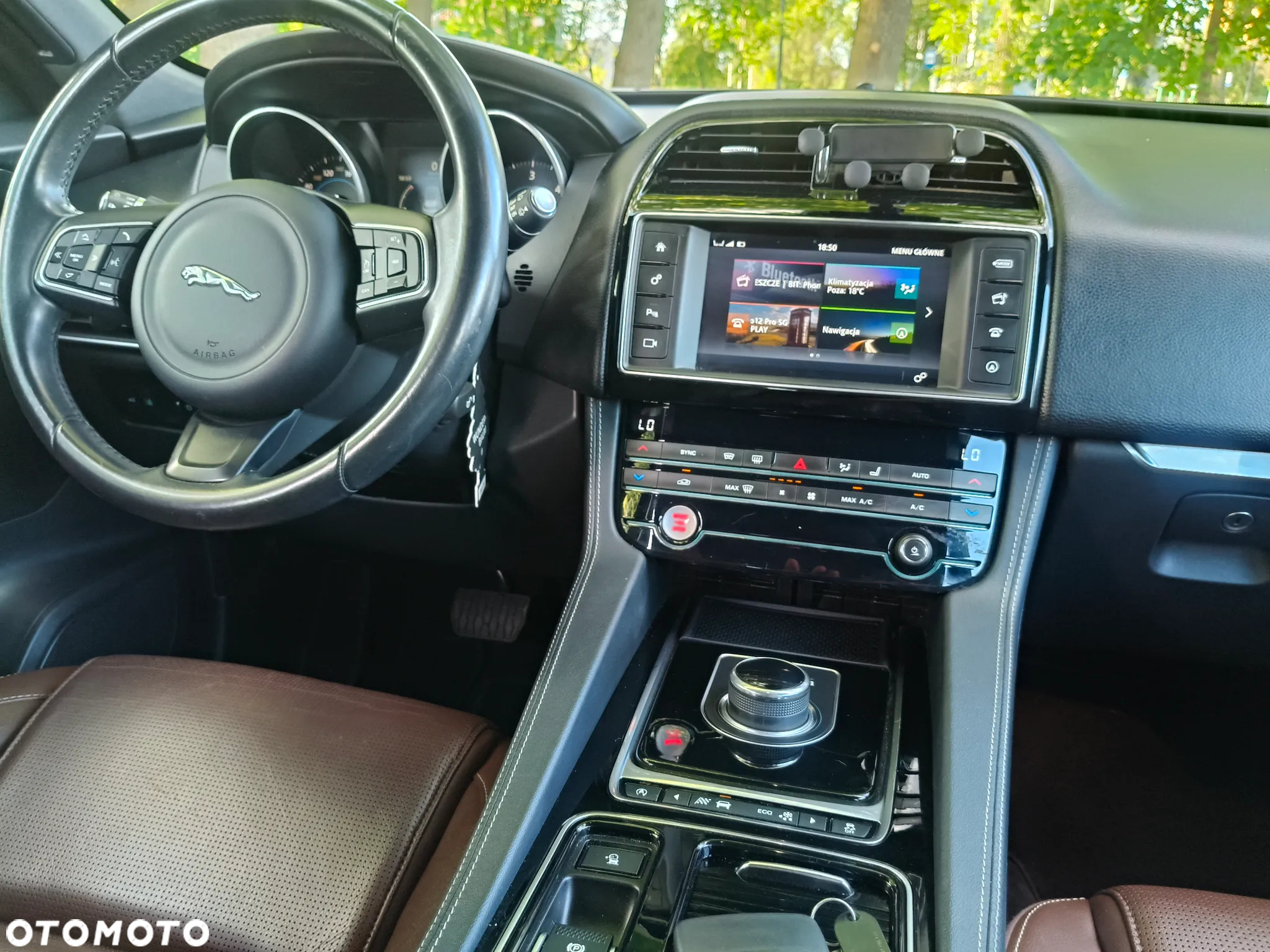 Jaguar F-Pace 2.0 i4D AWD Prestige - 39
