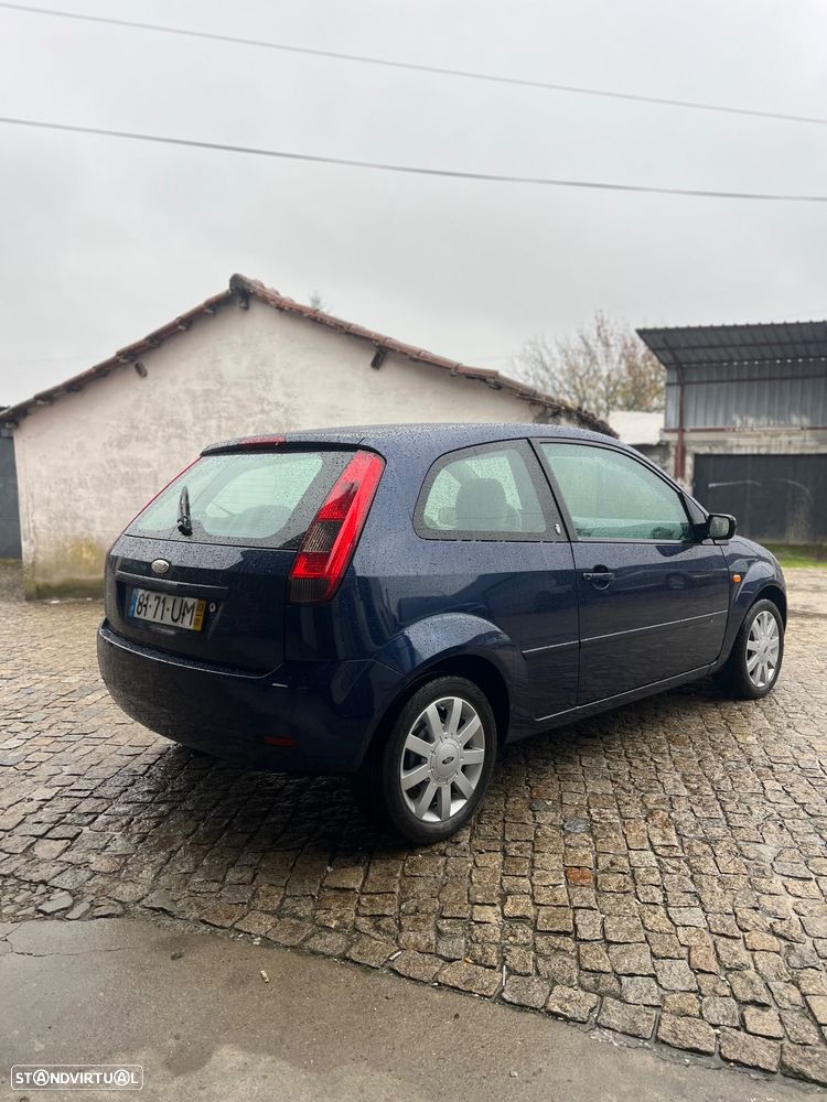 Ford Fiesta - 4