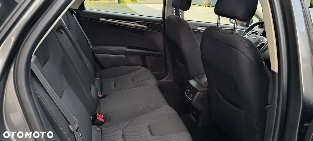 Ford Mondeo 2.0 EcoBlue Titanium - 35