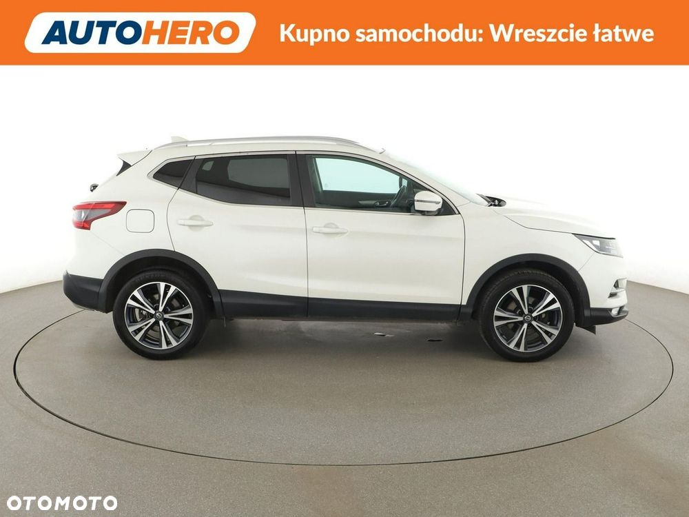 Nissan Qashqai 1.2 DIG-T N-Connecta Xtronic - 10