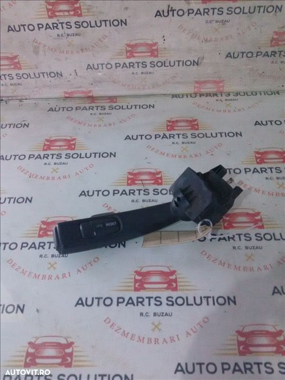maneta stergatoare volvo s40 2.0 d an fabr 2007 - 1