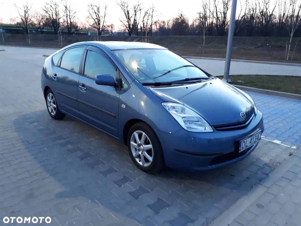 Toyota Prius 1.5 VVT-i Prestige - 1