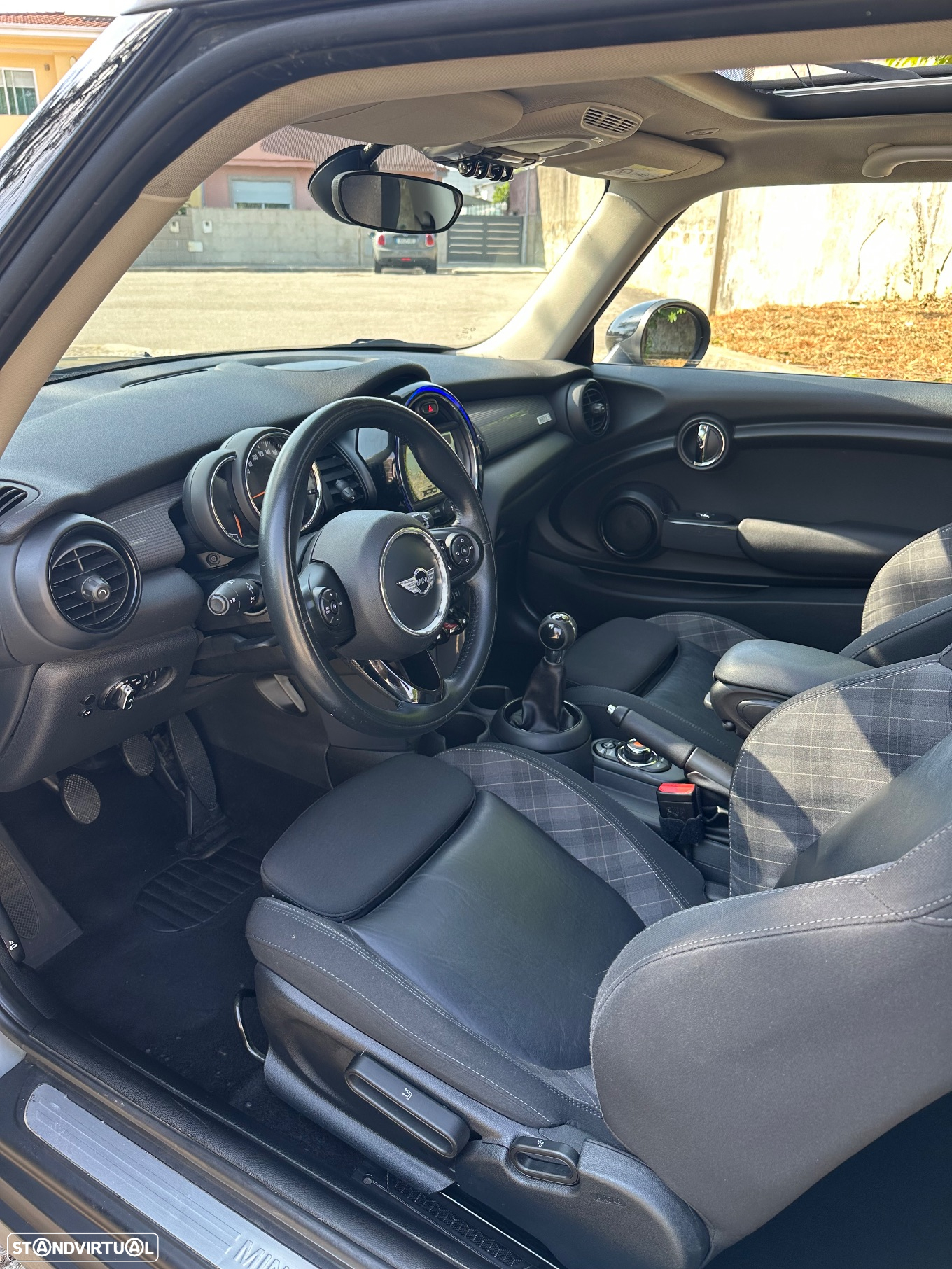 MINI 3 Portas Cooper D Metropolitan - 8