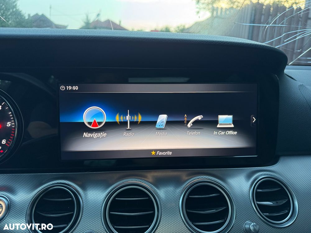 Mercedes-Benz E 220 d 9G-TRONIC - 24