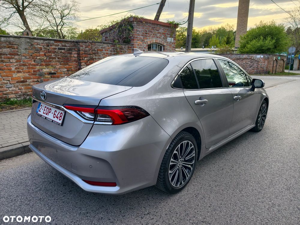 Toyota Corolla 1.8 Hybrid Comfort - 4