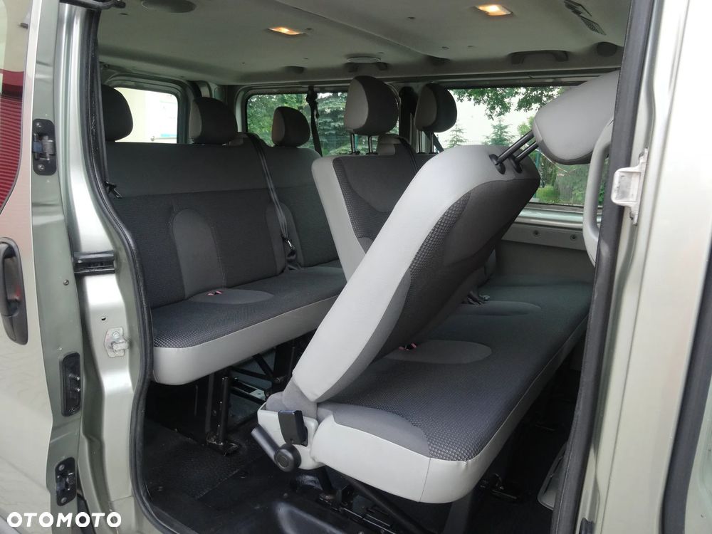 Opel Vivaro L2H1 2.9t Essentia - 14